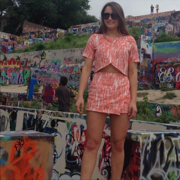 Anthropologie Pants - Lola May 2-Piece Feather Print Crop Top Skort Set